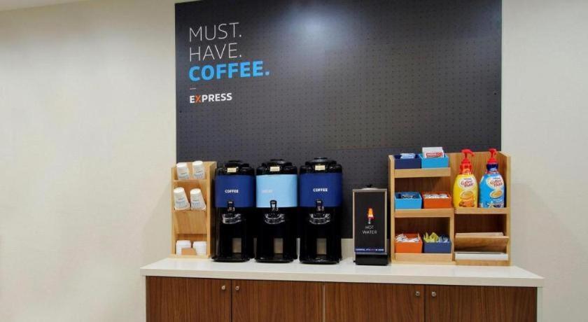 Holiday Inn Express Camden Hotel By Ihg Екстер'єр фото