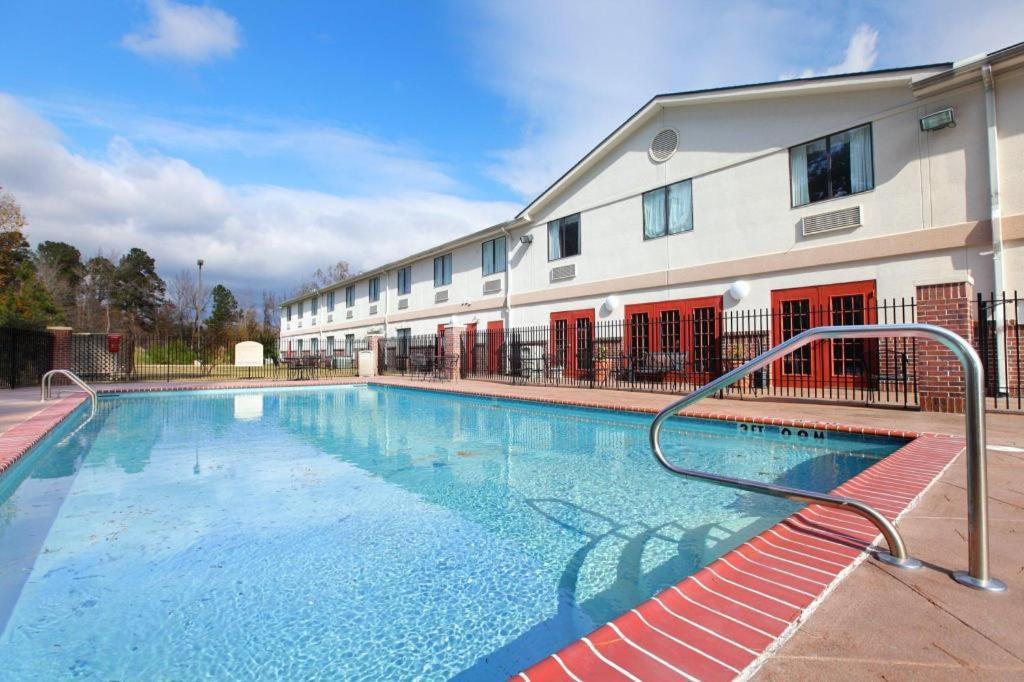 Holiday Inn Express Camden Hotel By Ihg Екстер'єр фото