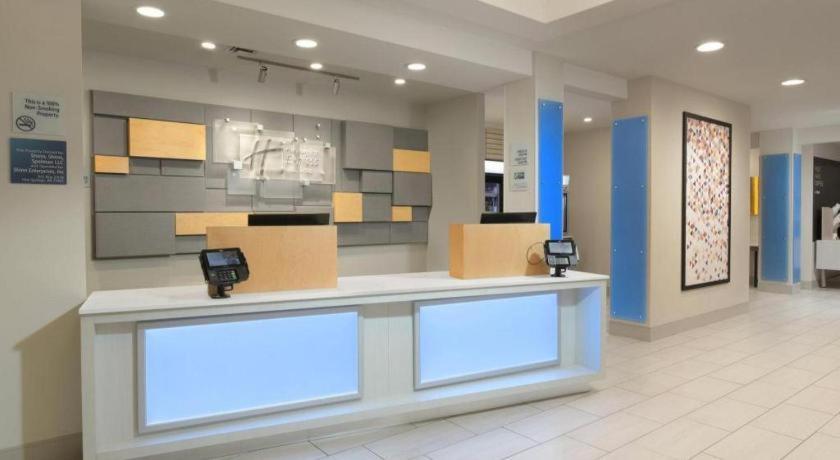 Holiday Inn Express Camden Hotel By Ihg Екстер'єр фото